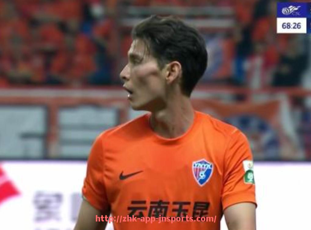 江南体育APP下载-法甲赛季最佳中场球员：法甲赛季中场最佳球员表现分析与点评